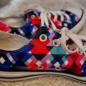 Converse All-stars Geometric Pattern